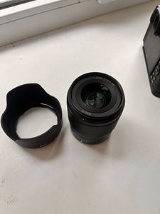 Viltrox Z AF 85mm f/1.8, NIKKOR Z 35mm f/1.8 S (2 foto / 8)