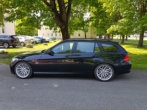 Valuveljed BMW rehvidega 18/225/40 (2 foto / 3)