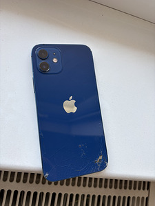 iPhone 12 128Gb (2 фото из 3)