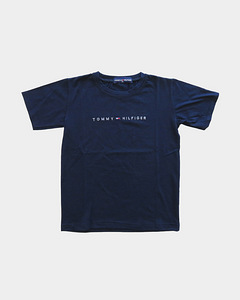 Poiste Tommy Hilfiger tumesinist värvi T särk, suurus 134 (1 foto / 1)