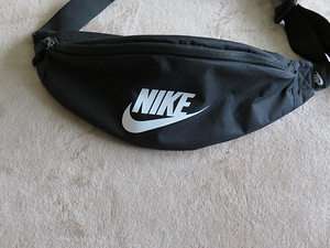 Uus Nike mahukas vöökott (2 foto / 8)