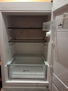 Külmkapp Whirlpool, kahe uksega, eraldi jahekapp ja sügavkül (8 foto / 10)