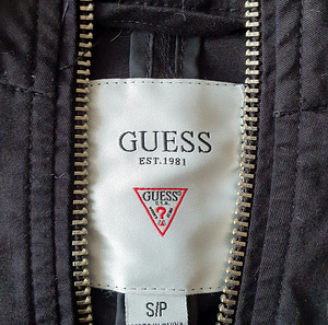 GUESS куртка (2 фото из 2)