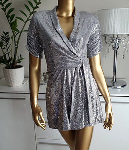 ZARA hõbedane litterjumpsuit (2 foto / 2)