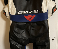 Dainese one piece leathers 52