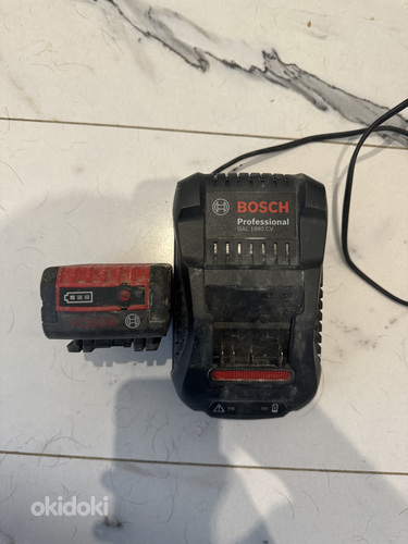 Bosch laadija ja akum (foto #2)