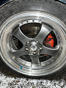R18 5x120/114.3 (3 foto / 5)