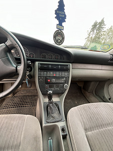 Audi A6 C4 1995a. 2,5 TDI 103KW (12 foto / 15)