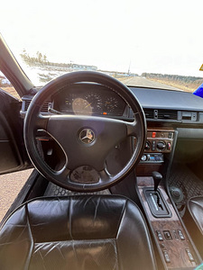 Mercedes-Benz 300 Turbo 3.0 R6 OM 603 D 30 A 108kW (14 foto / 15)