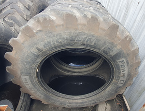 Michelin Power CL rehvid (JCB 4CX ja teistele) (1 foto / 3)