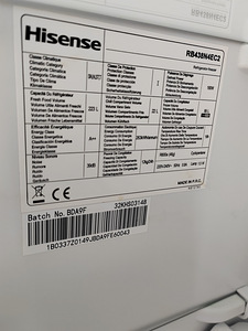 Б/у холодильник Hisense. (4 фото из 7)
