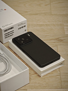 Xiaomi 15 12GB/512GB Black (1 foto / 3)