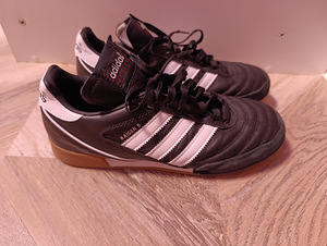 Jalgpalli tossud Adidas (2 foto / 4)