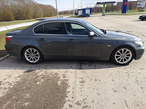 BMW e60 525i (10 фото из 14)