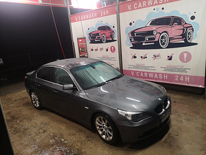 M: BMW e60 525i 141kw (14 foto / 14)