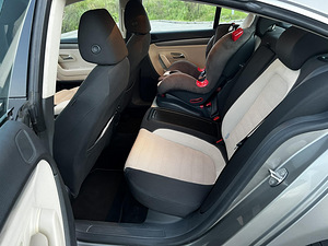 Volkswagen Passat CC (10 foto / 12)