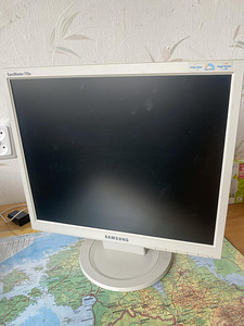 samsungi monitor