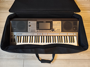 Yamaha PSR S-770. (10 foto / 10)