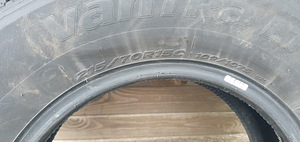 215/70 R15C (1 фото из 3)