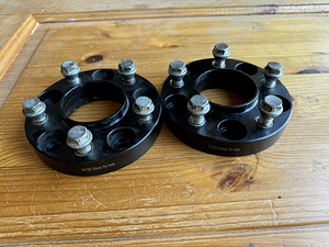 Flantsid 5x120 74.1 25mm (2 foto / 2)