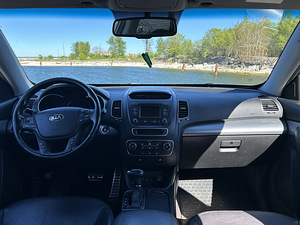 Kia Sorento 2.2 145kW (8 foto / 10)