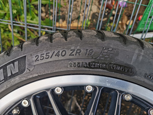 5x114.3 r19 (3 foto / 9)