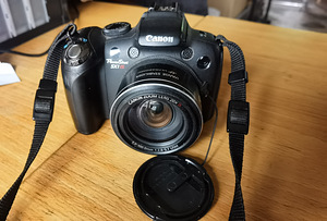 Canon SX 1 IS (8 foto / 8)