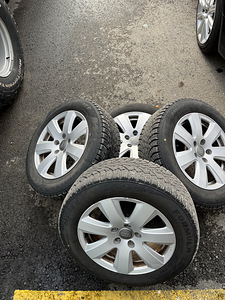 Audi 16” 205/60/16 M+S 5mm (1 foto / 4)
