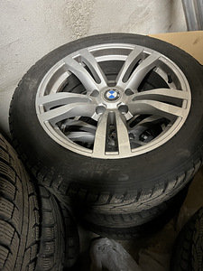 BMW veljed koos uueväärsete naelrehvidega 225/50/17 (1 foto / 4)