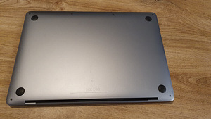 MacBook Pro 13” 2017 i5 (3 foto / 6)