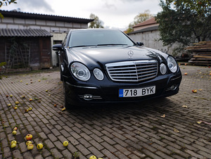 Mercedes-benz e320 3.0 165kw elegance (6 foto / 7)