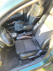 VOLKSWAGEN PASSAT (4 foto / 4)