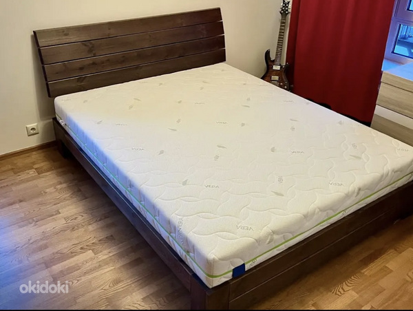 Кровать (фото #1)