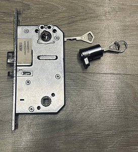 Abloy LC204 lukuggkorpus ja poolkuu südamik (3 võtit) (1 foto / 2)