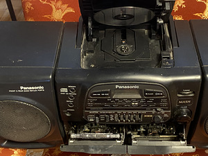 Panasonic RX-DT600 Radio CD Dual Cassette, vanakooli makk, s (3 foto / 3)