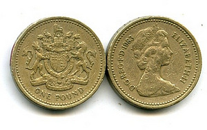1 UK pound. (1 foto / 4)