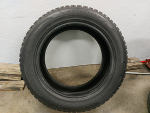 245/50 R18 Goodyear ULTRA GRIP ARCTIC 2 (2 foto / 6)