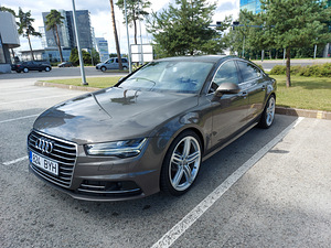 Audi a7 sportback фейслифт (1 фото из 12)