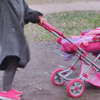 Vanker + kandekott + rääkiv nukk koos tarvikutega