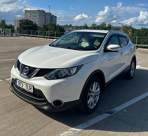 Nissan Qashqai (5 foto / 10)