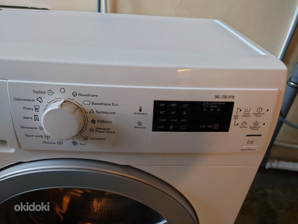 Узкая стиральная машина Elektrolux 6 кг (фото #2)