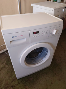 Kitsas Pesumasin Bosch 40 sm (1 foto / 6)