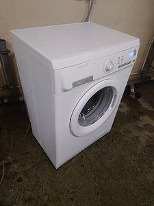 Pesumasin Elektrolux 6 kg garantiiga (2 foto / 7)