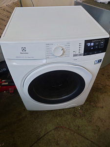 Kuivatiga pesumasin Elektrolux 8 kg garantiiga (1 foto / 5)