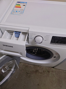 Pesumasin Samsung 6 kg garantiiga (5 foto / 5)