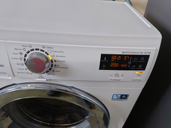 Kitsas pesumasin Elektrolux 40 sm