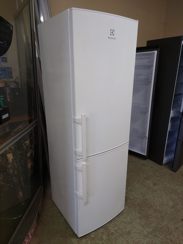Kulmkapp Elektrolux 185 sm garantiiga