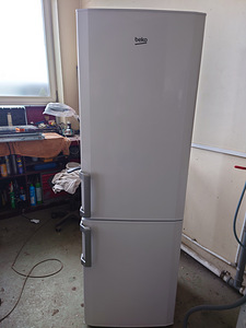 Холодильник Beko 185 см с гарантией (1 фото из 6)