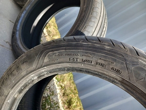 Летние шины 245/45R18 (2 фото из 6)