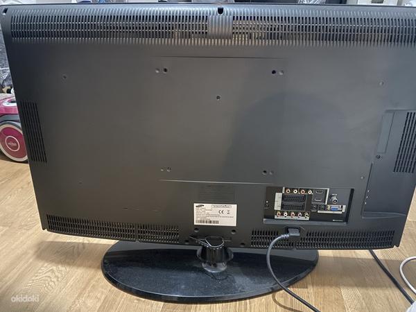 32-дюймовый ЖК-телевизор Samsung LE32S81BX / XEC (фото #3)